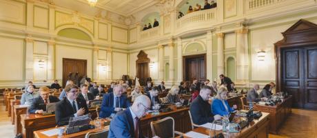 Nowe tereny dla ogrodów działkowych w Gdańsku – decyzje Rady Miasta korzystne dla działkowców.